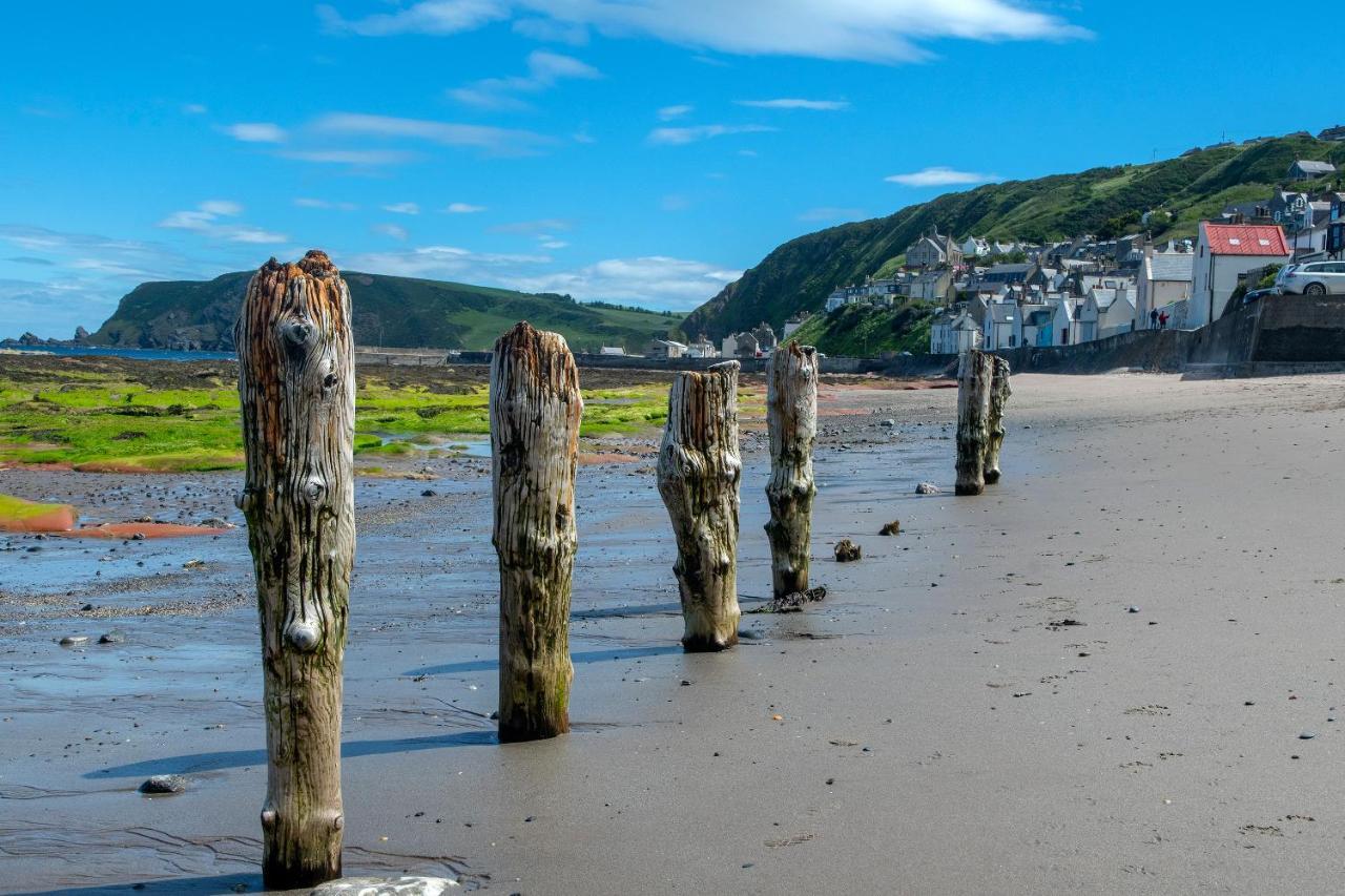 Finest Retreats - Ellie-Jo Cottage Gardenstown Buitenkant foto